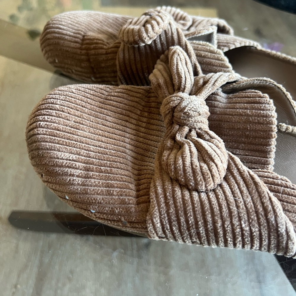 Corduroy bow Bree studded Clog - Picture 2 of 3